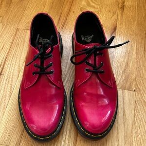 Like new Dr. Martens, women’s 9, vegan pink oxfords.